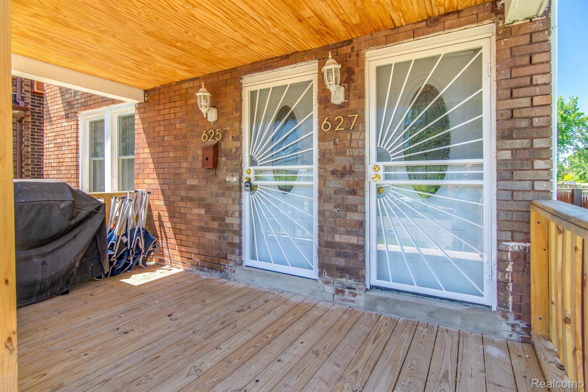 Detroit, MI 48202,625 HORTON ST