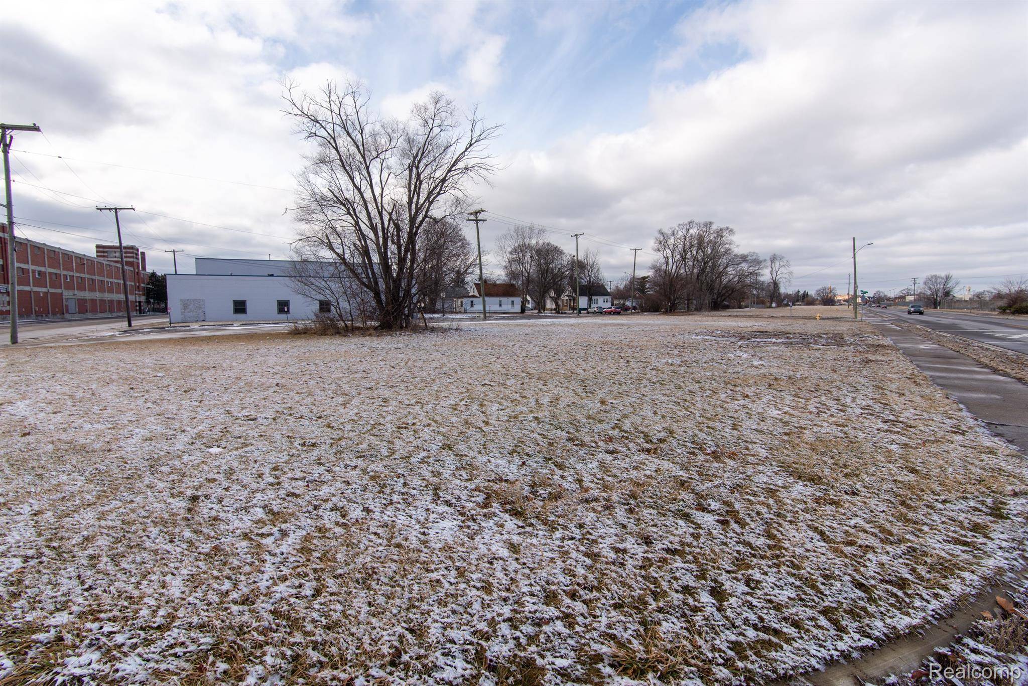 8511 LONYO ST, Dearborn, MI 48126