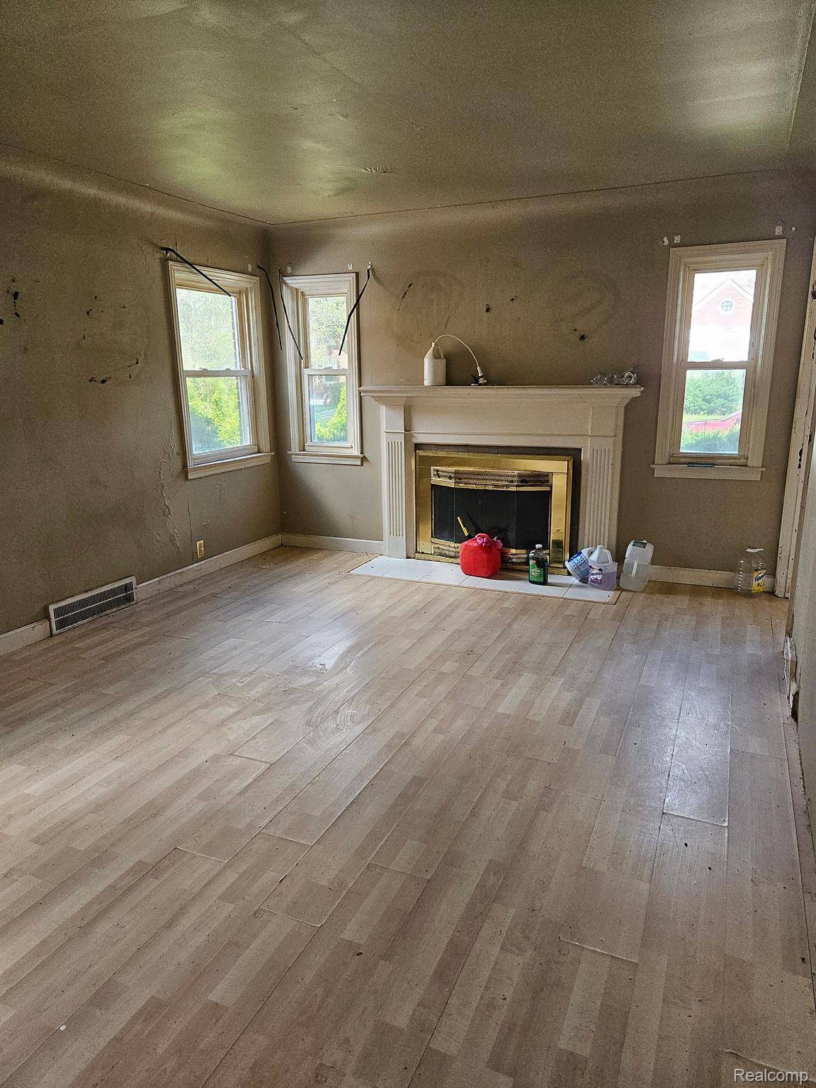 Detroit, MI 48235,18627 RUTHERFORD ST