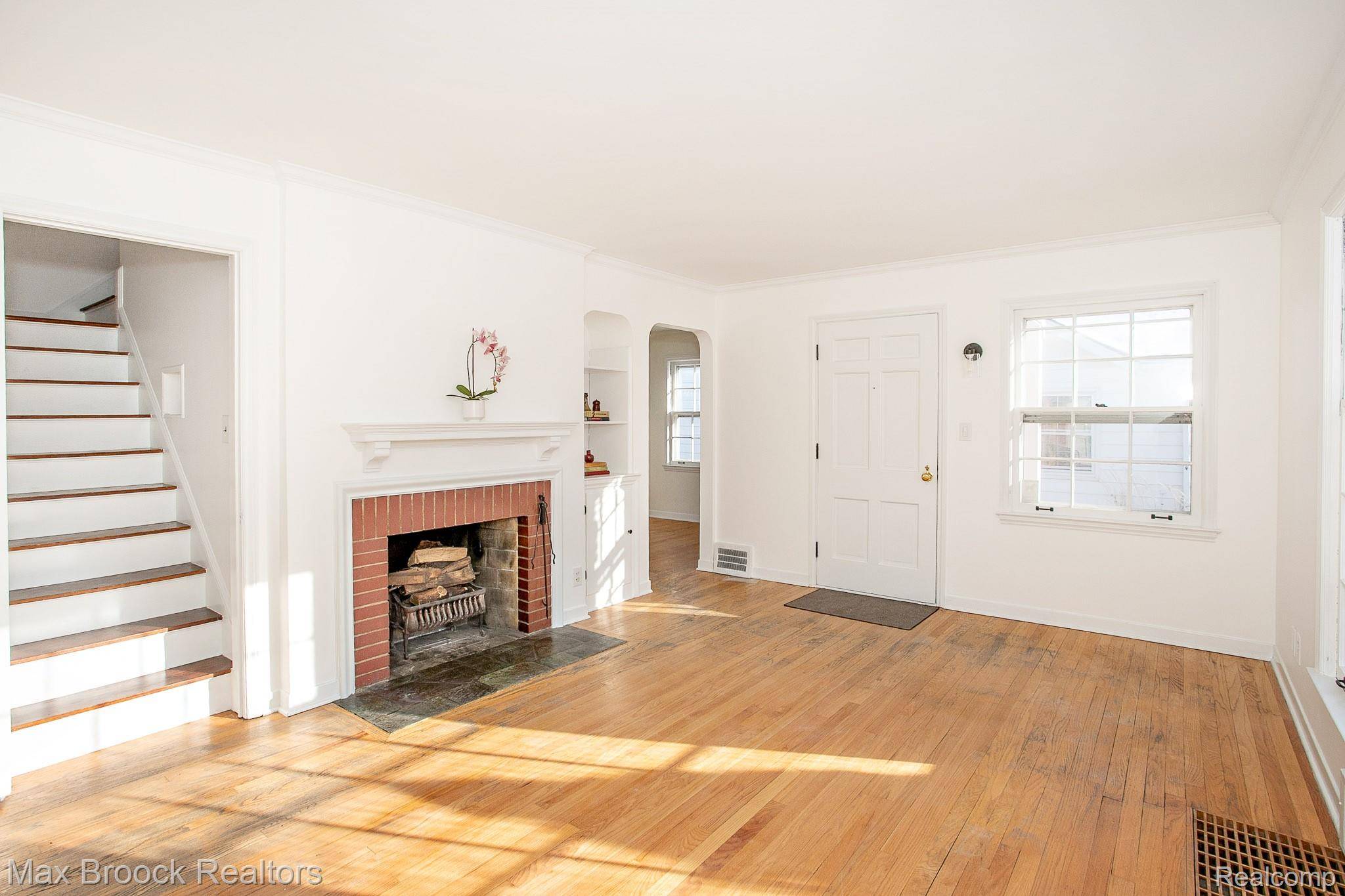 Huntington Woods, MI 48070,10034 Lasalle BLVD