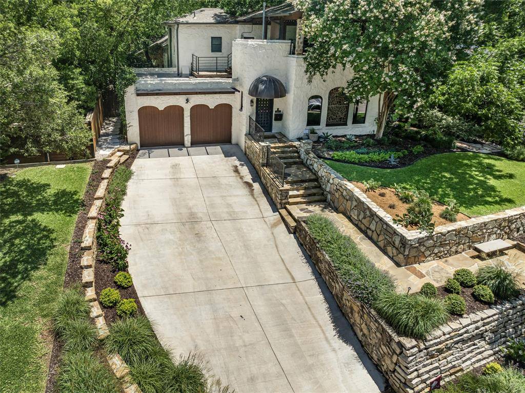 Fort Worth, TX 76109,3177 Westcliff Road W