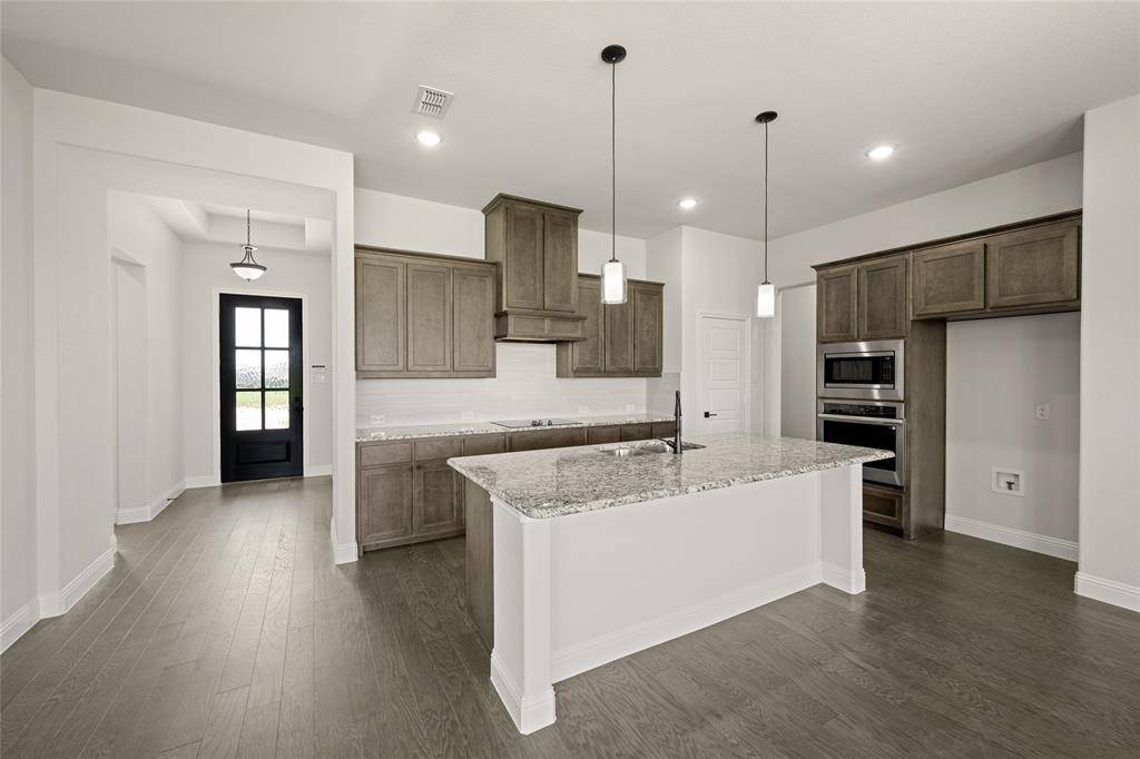 Godley, TX 76044,108 Red Fox Trail