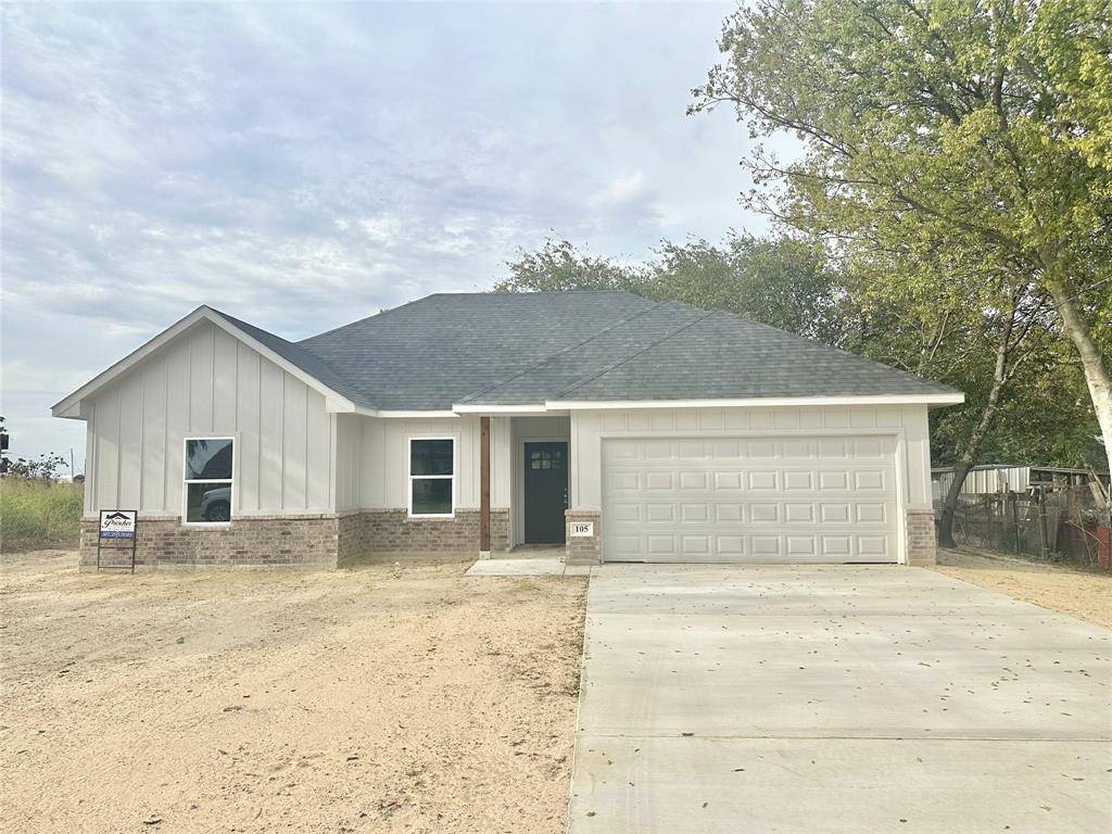 Rio Vista, TX 76093,105 W Main Street