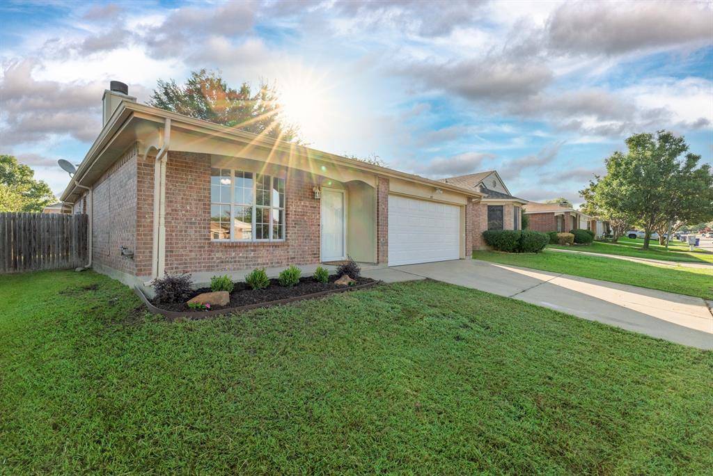 Mansfield, TX 76063,511 Hollyberry Drive