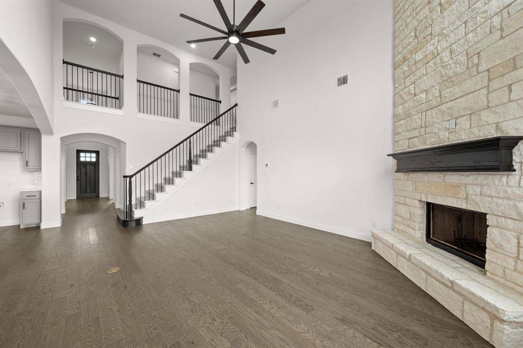 Godley, TX 76044,12912 Little Wolf Drive