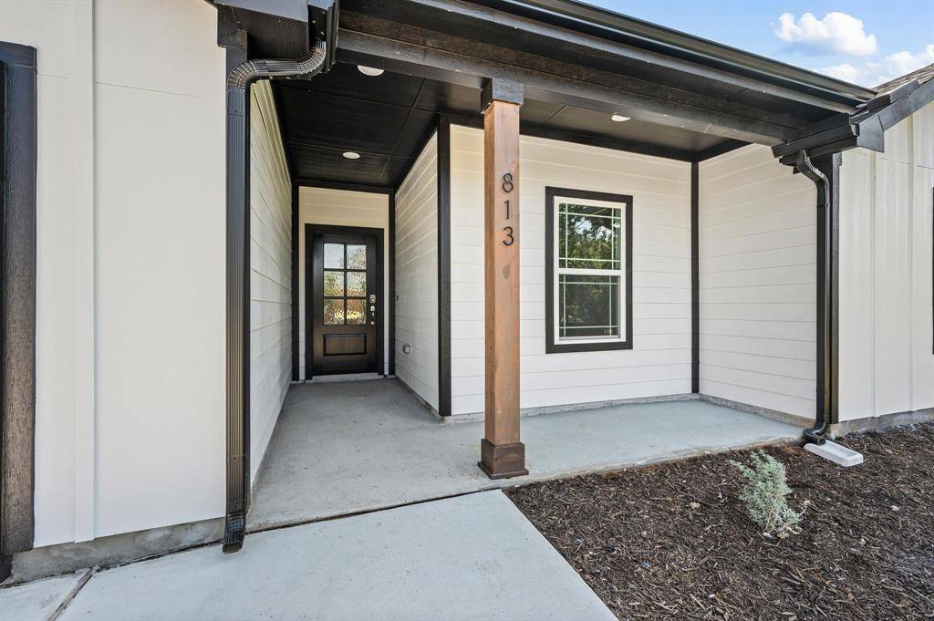 Runaway Bay, TX 76426,813 Haynie Drive