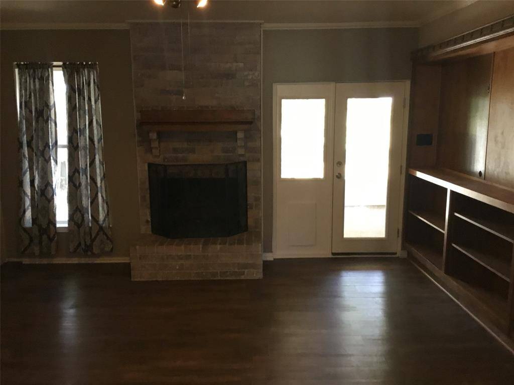 Denton, TX 76205,2030 Golf Court