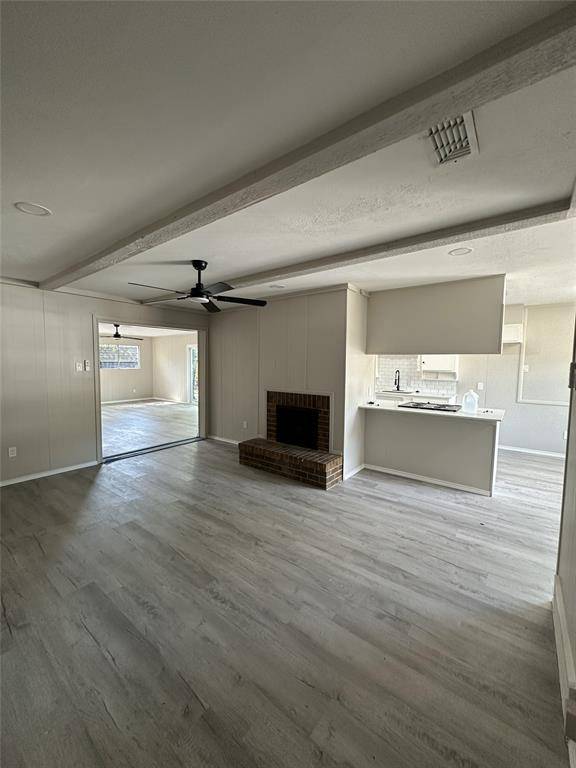 Fort Worth, TX 76119,4528 Moorview Avenue