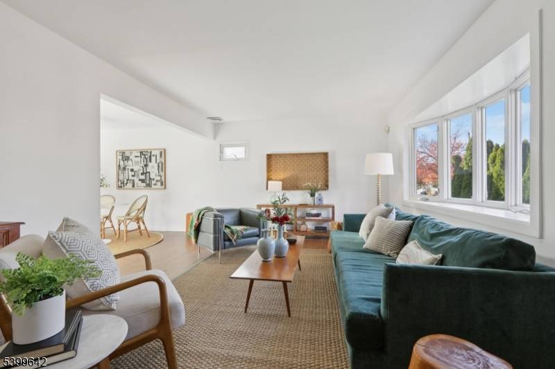 Nutley Twp., NJ 07110,11 Wharton Ave