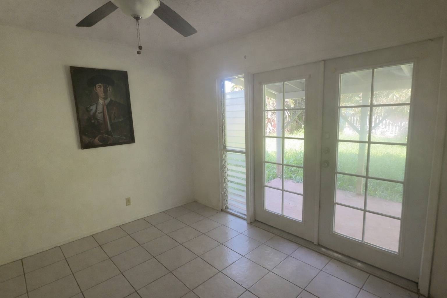 Pahoa, HI 96778,15-2713 MANALO ST