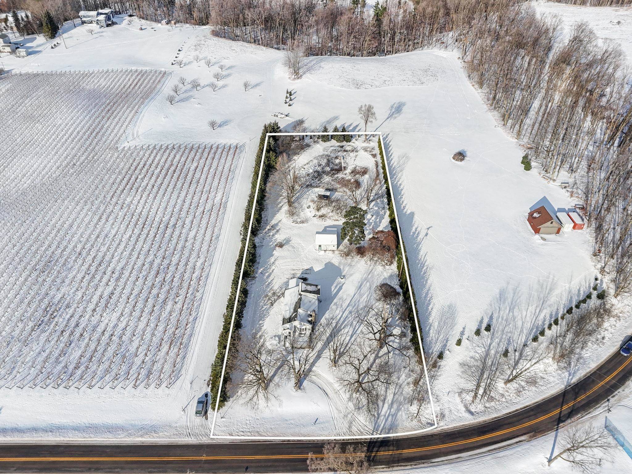 Traverse City, MI 49684,1189 Gray RD