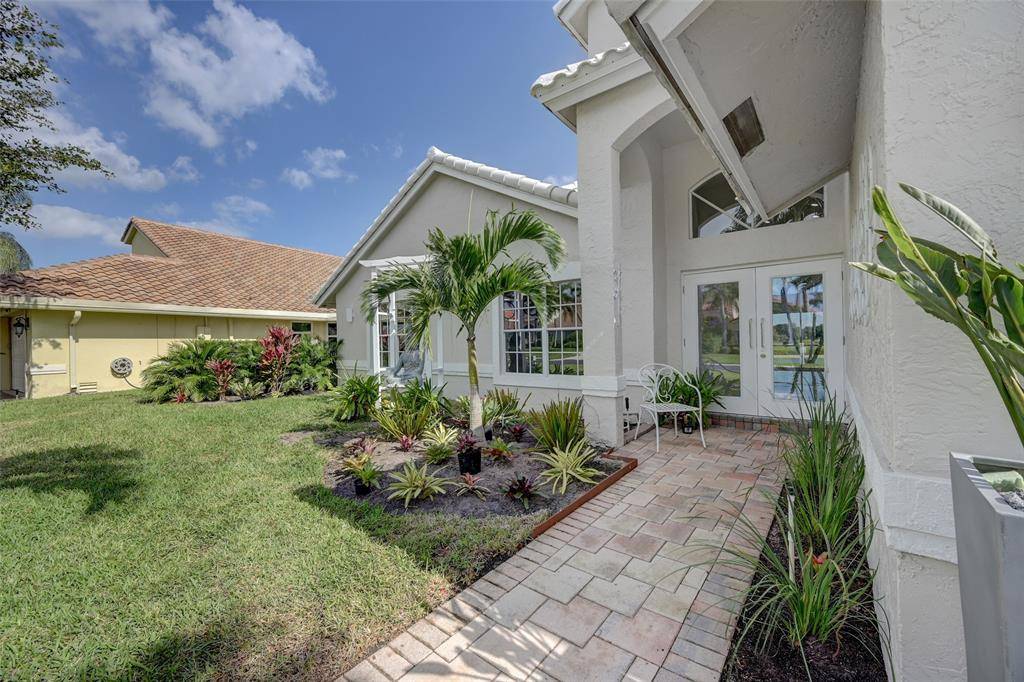 Boynton Beach, FL 33437,6014 Golf Villas Dr