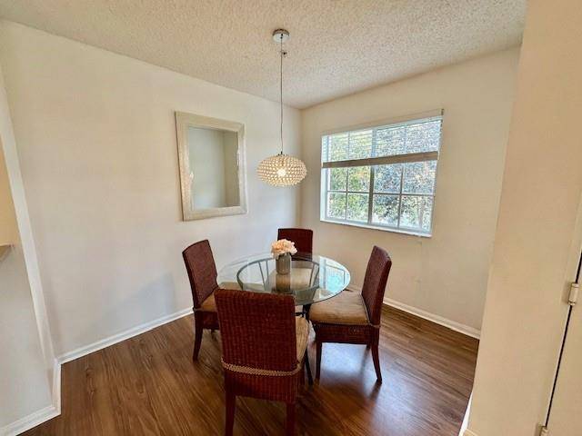 Tamarac, FL 33321,7980 NOB HILL RD #202