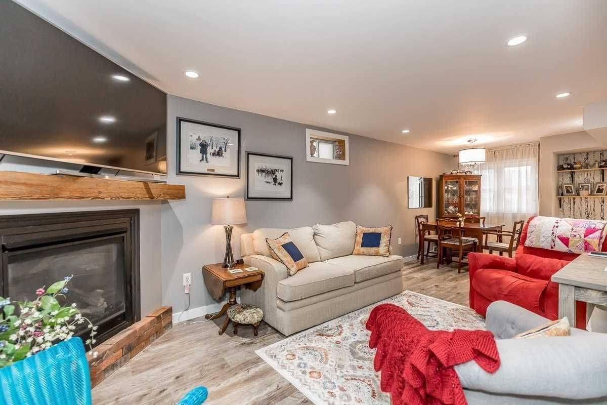 Barrie, ON L4N 7H2,39 Mcmillan CRES #BSMT