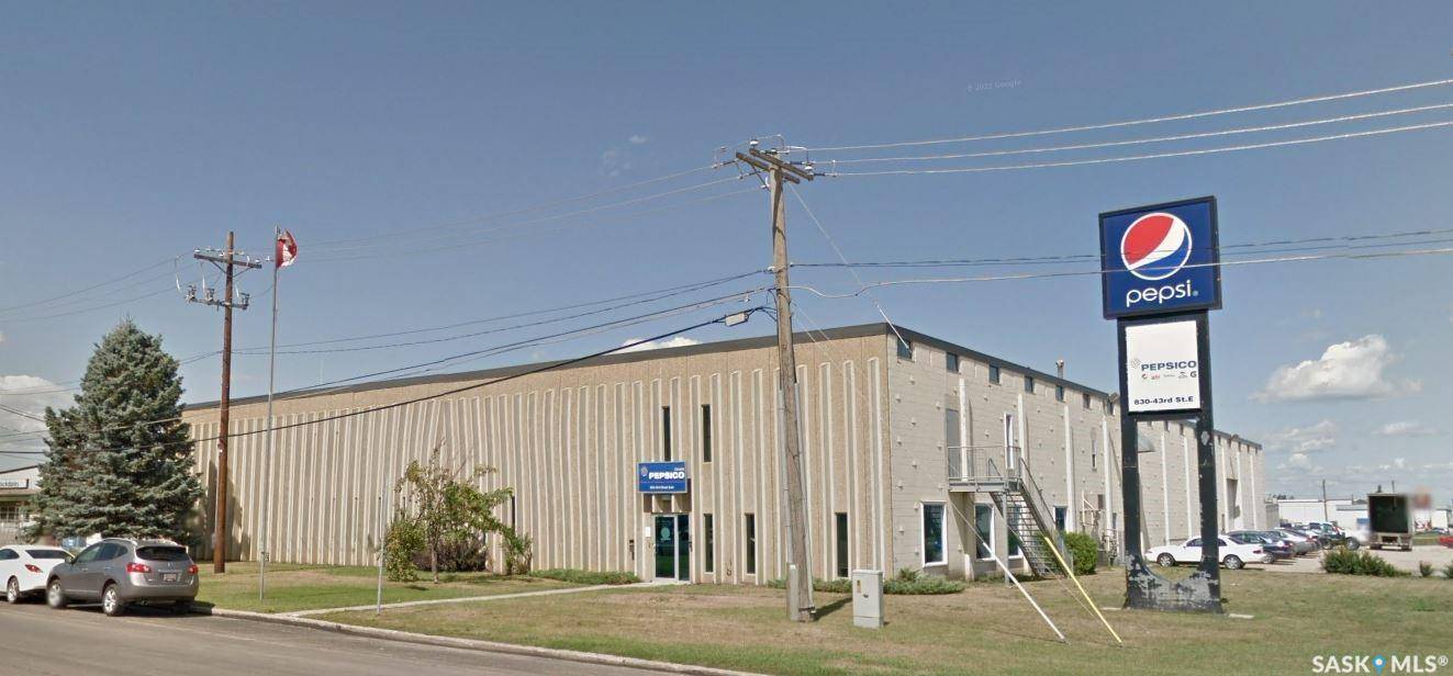 Saskatoon, SK S7K 3V1,830 43rd STREET E