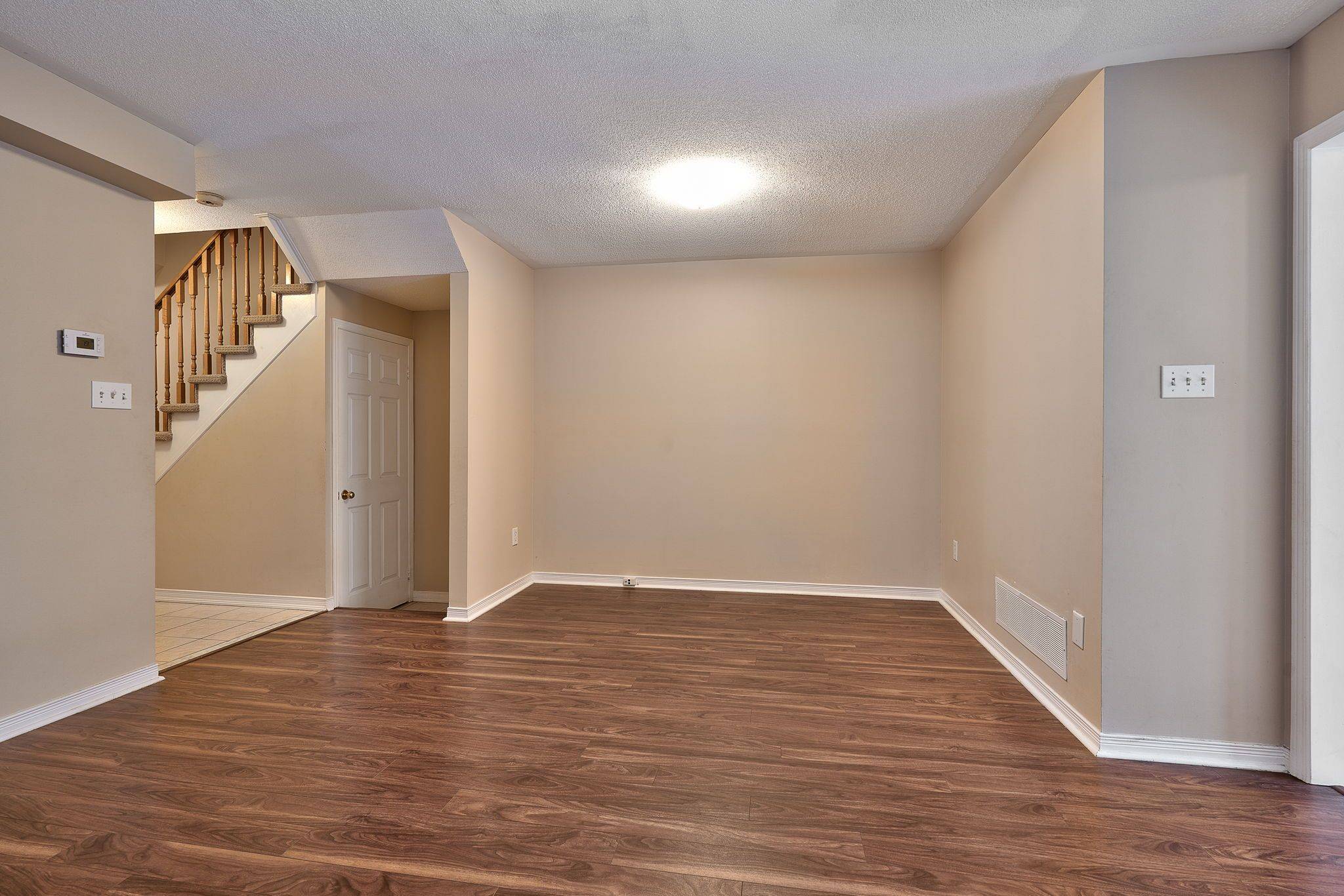 Burlington, ON L7L 7L6,1765 Cobra CRES