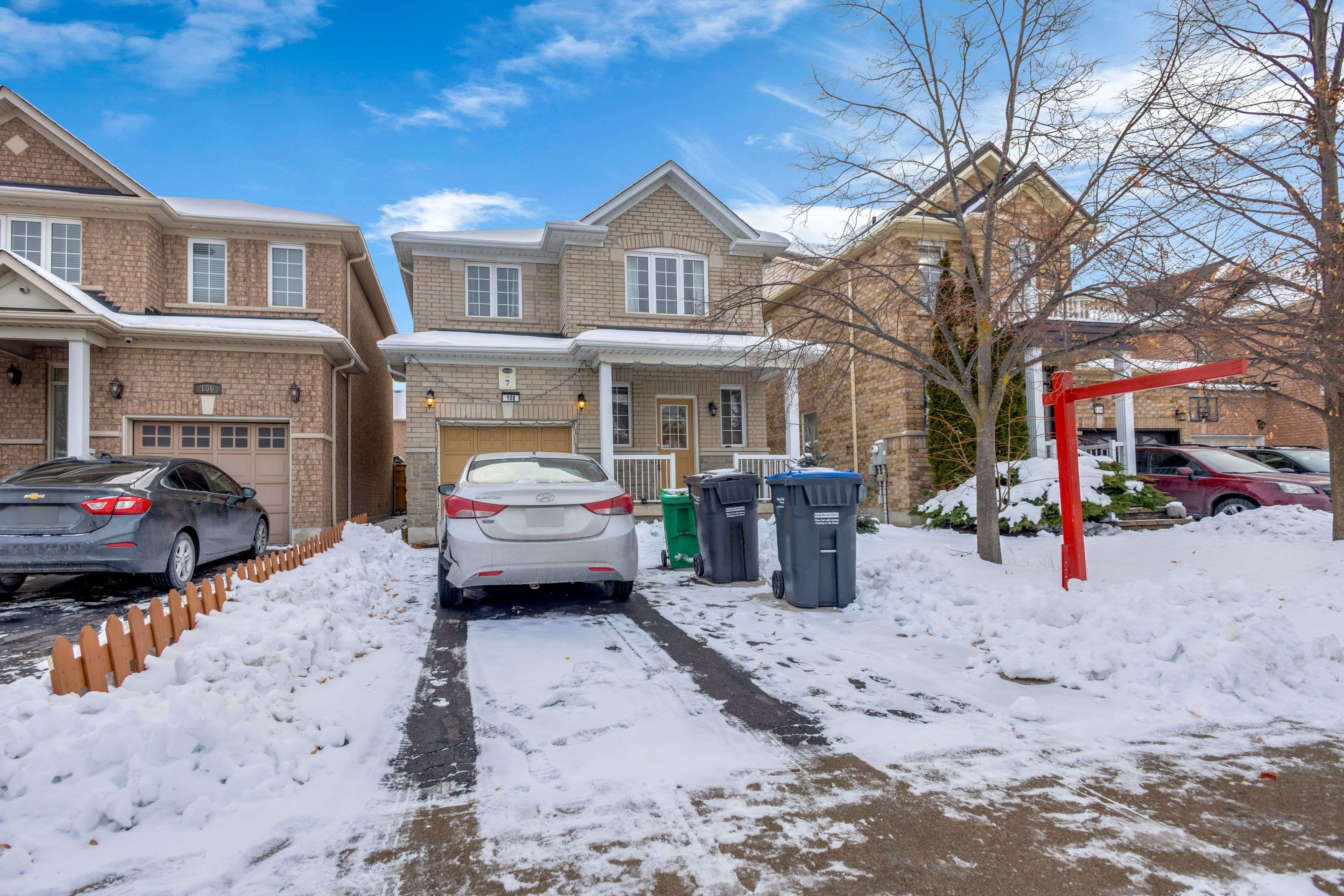 Brampton, ON L7A 3W6,108 Beavervalley DR