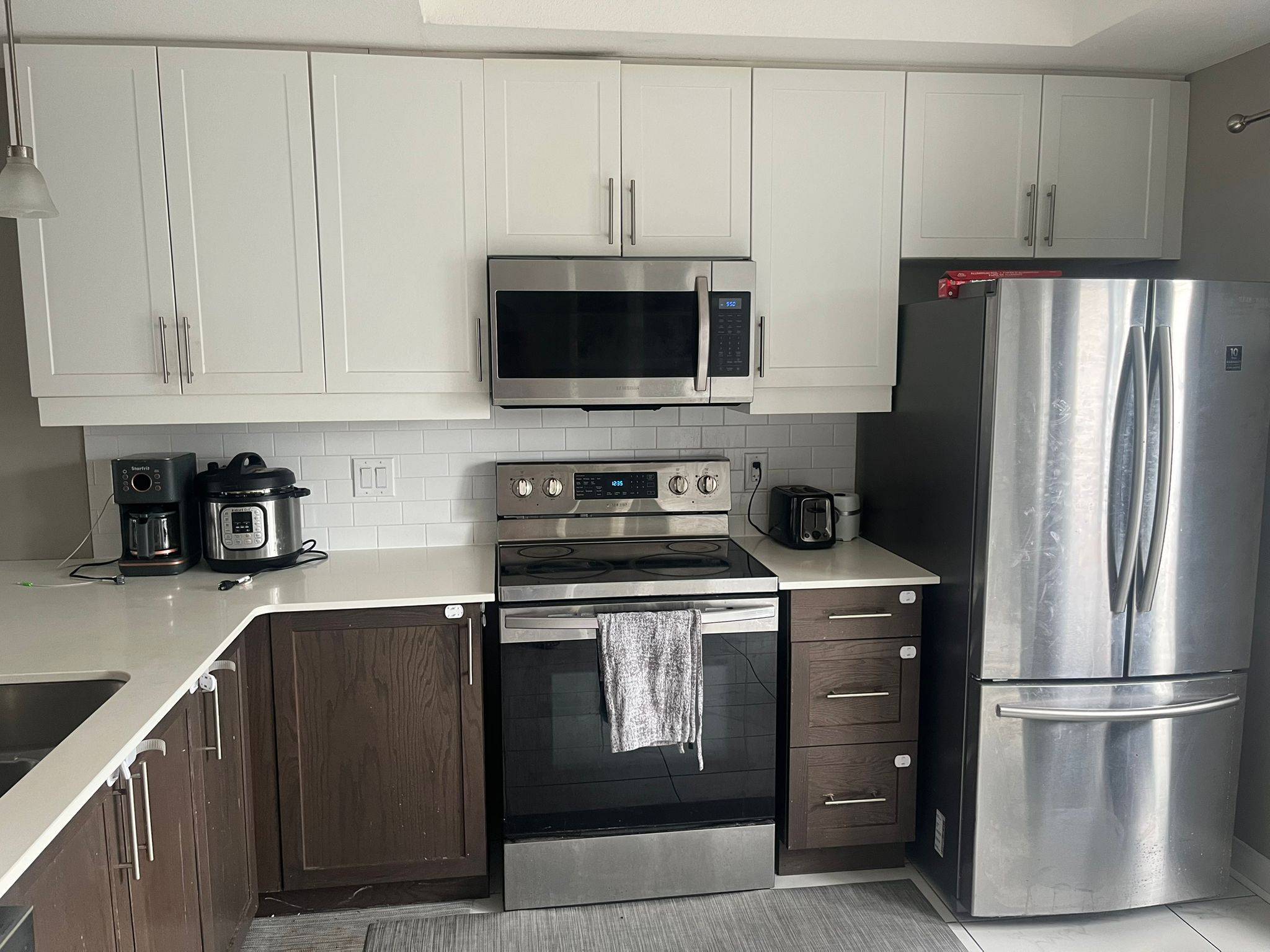 Woodstock, ON N4V 0C8,439 Athlone AVE #E6