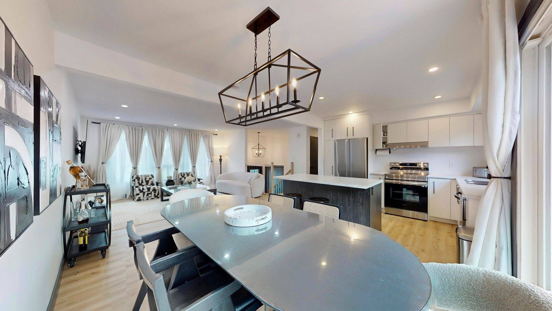 Fort Erie, ON L2A 1L9,354 Albany ST S