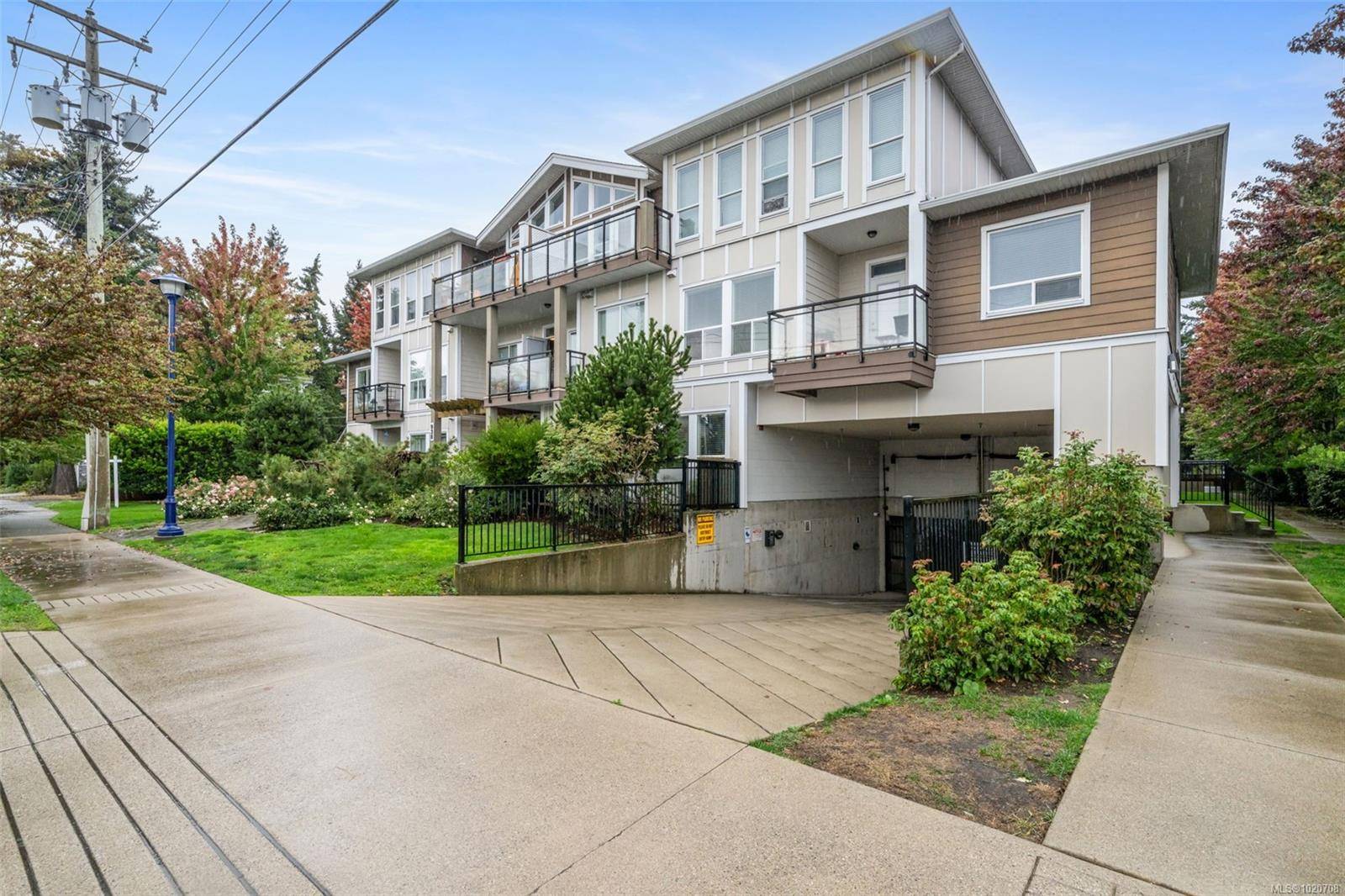 Langford, BC V9B 0M2,938 Dunford Ave #113