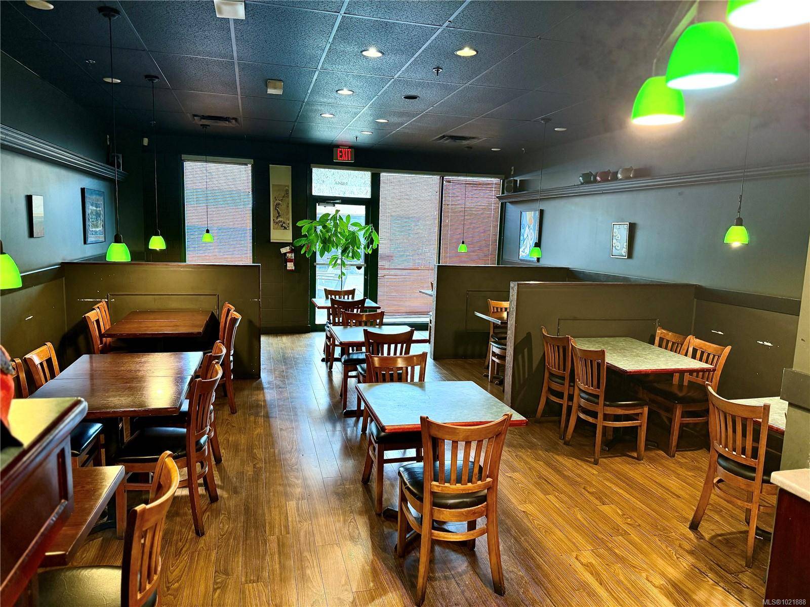 Saanich, BC V8Z 3E9,4454 West Saanich St #A