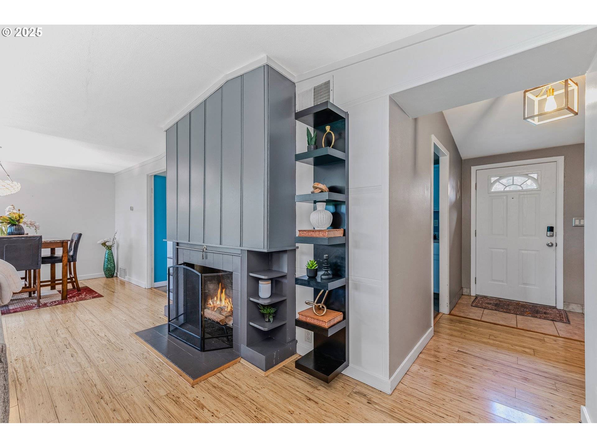 Vancouver, WA 98661,206 FARVIEW DR