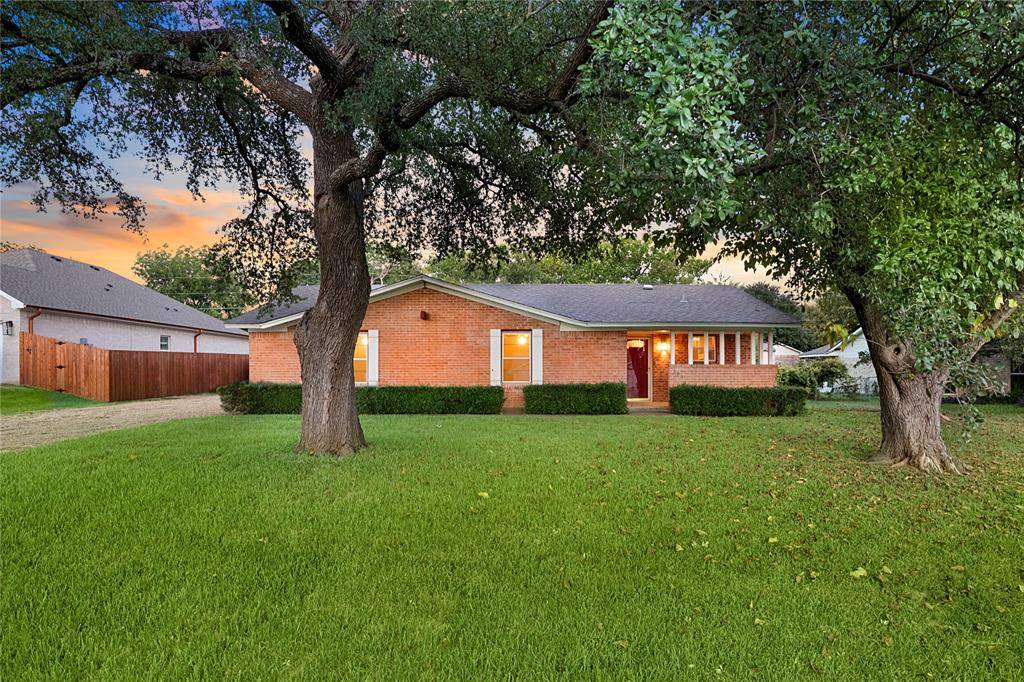 Red Oak, TX 75154,102 Creekview Drive W