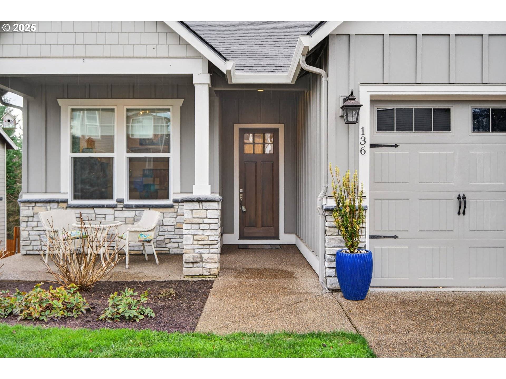 La Center, WA 98629,136 W 13TH WAY