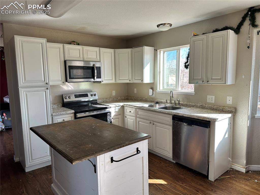 Fountain, CO 80817,965 Ancestra DR