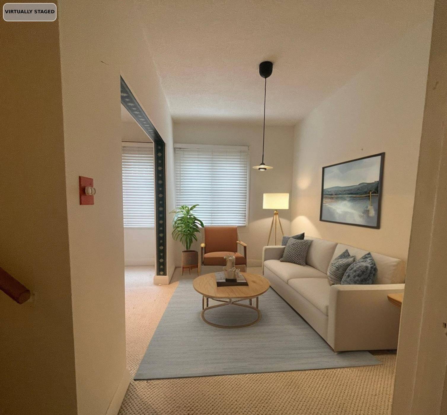 Toronto E02, ON M4L 2B6,1813 Gerrard ST E