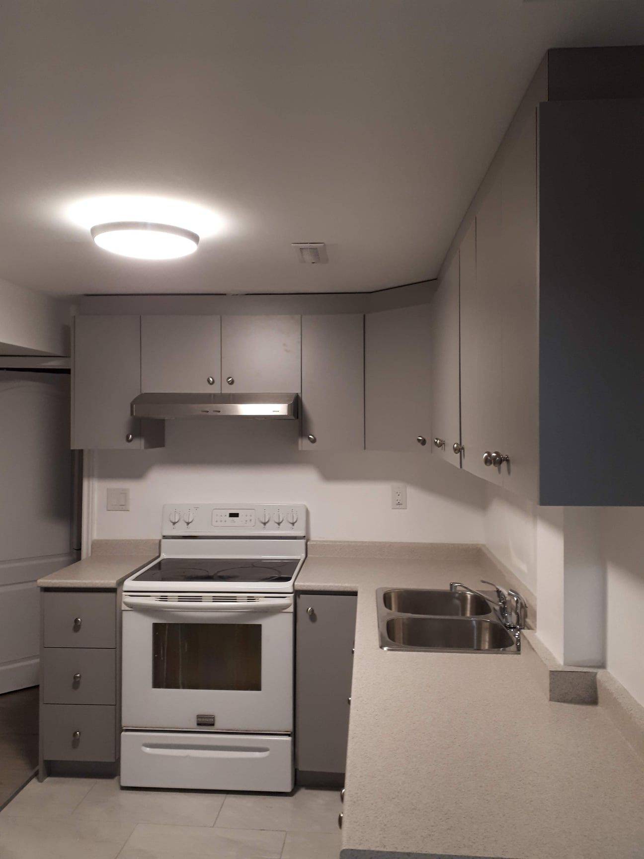 Brampton, ON L6Y 4N1,65 Canarvan CT