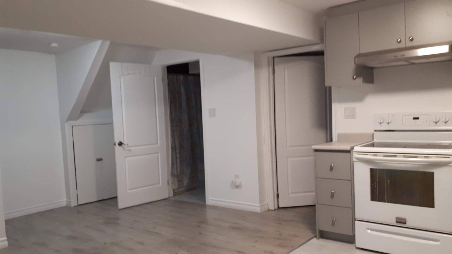 Brampton, ON L6Y 4N1,65 Canarvan CT