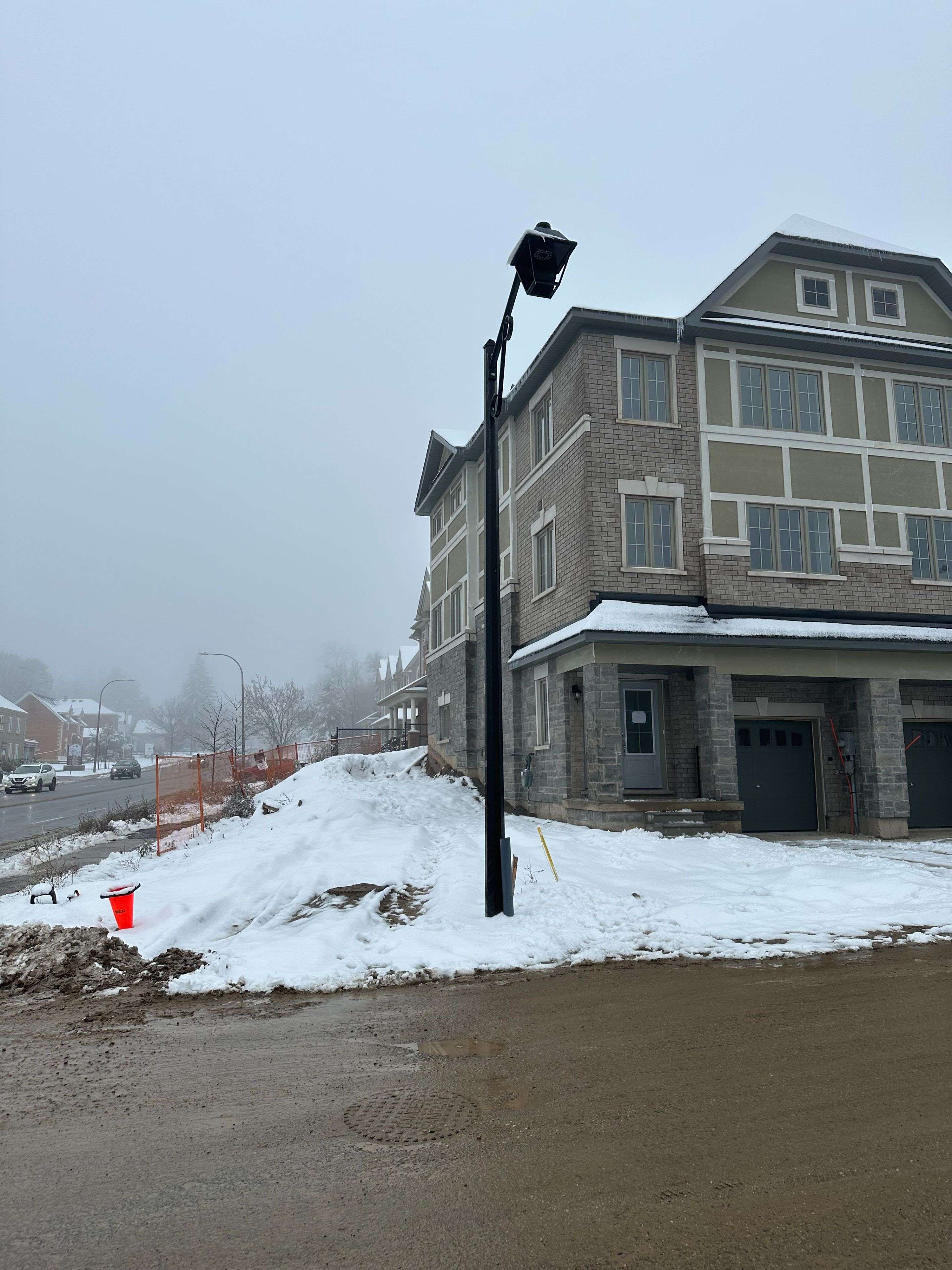 Orangeville, ON L9W 2E4,68 First ST #8