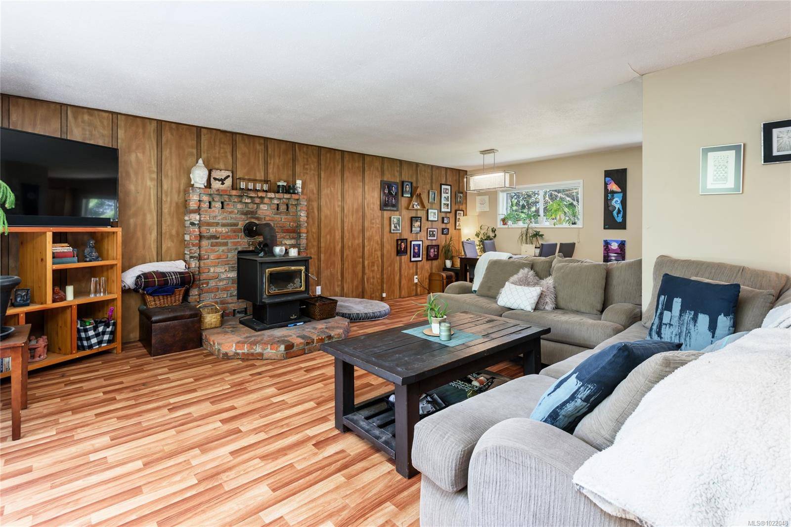 Black Creek, BC V9J 1G5,2030 Black Creek Rd