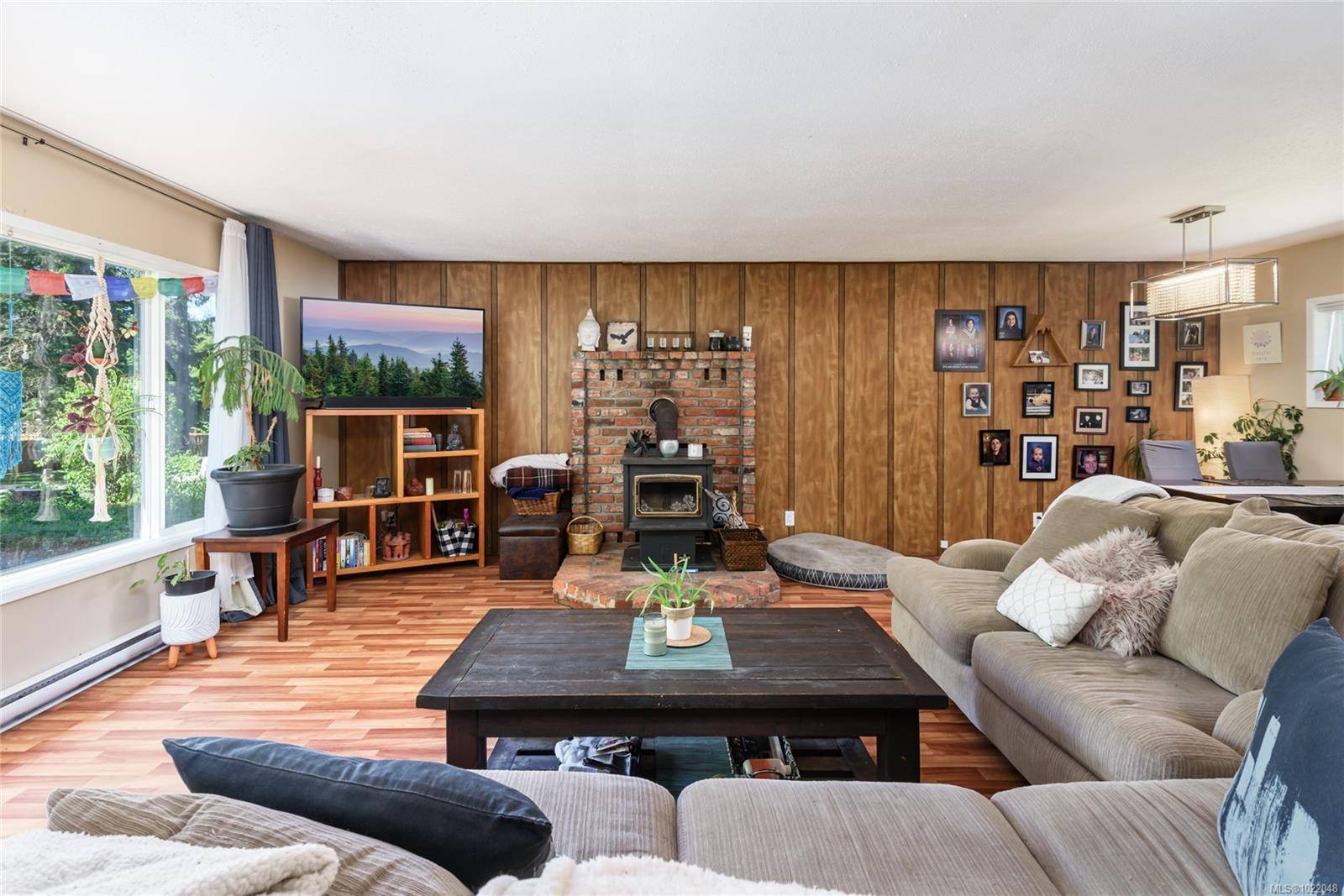 Black Creek, BC V9J 1G5,2030 Black Creek Rd