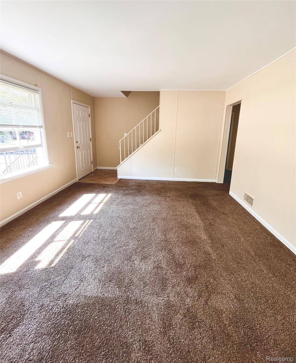 Flint, MI 48505,618 W Austin AVE