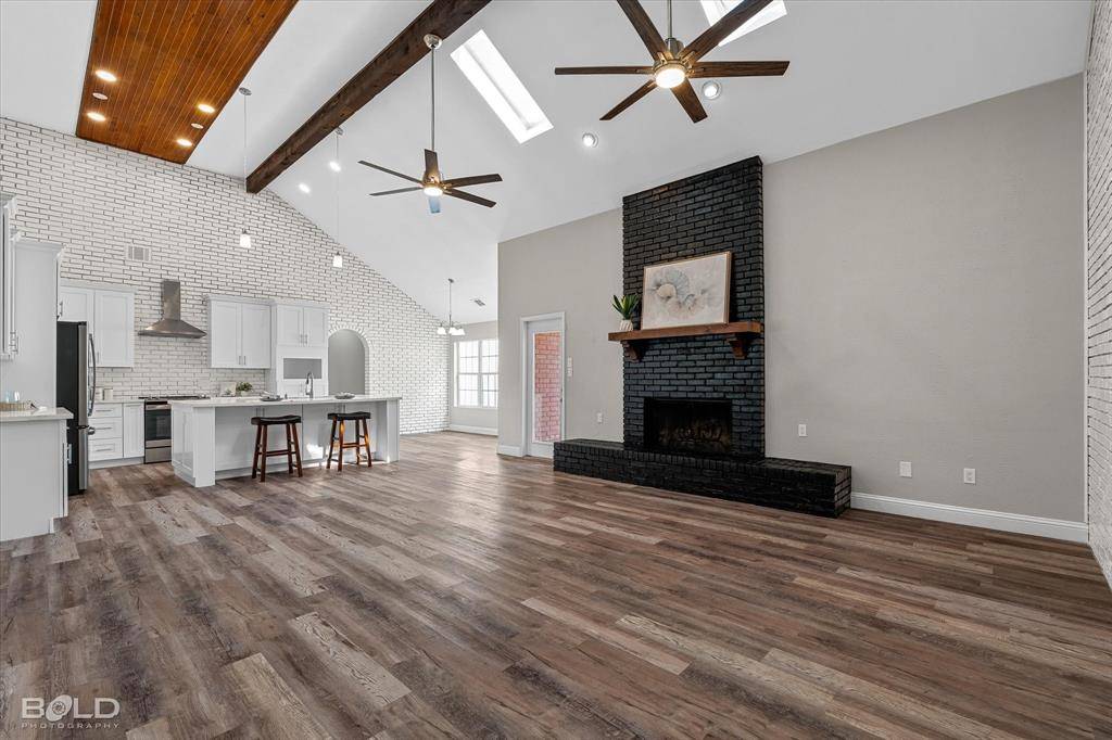 Bossier City, LA 71111,333 Greenacres Boulevard