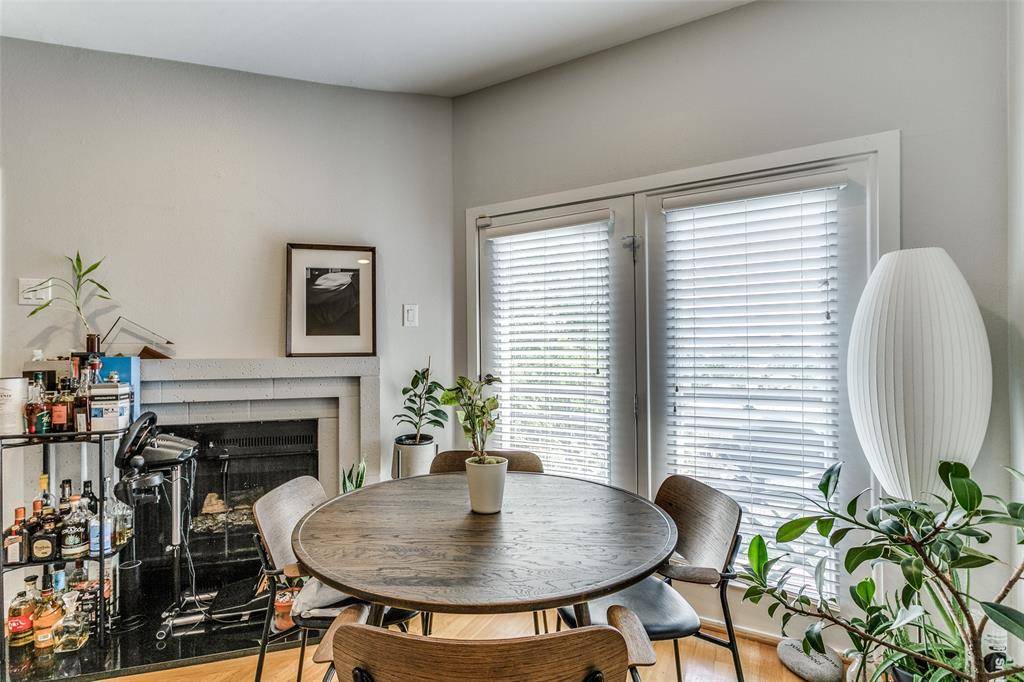 Dallas, TX 75204,4111 Cole Avenue #28