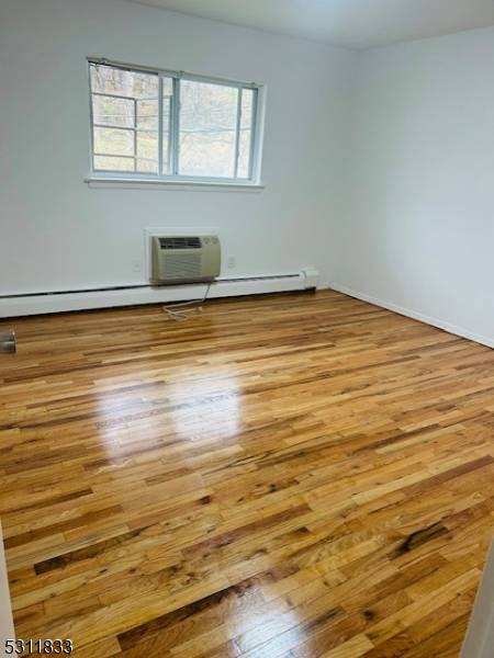 Newton Town, NJ 07860,29b Paterson Ave #41