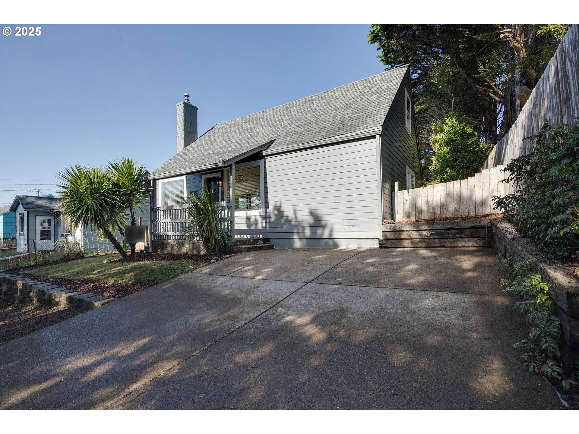 Lincoln City, OR 97367,1523 NE 12TH ST