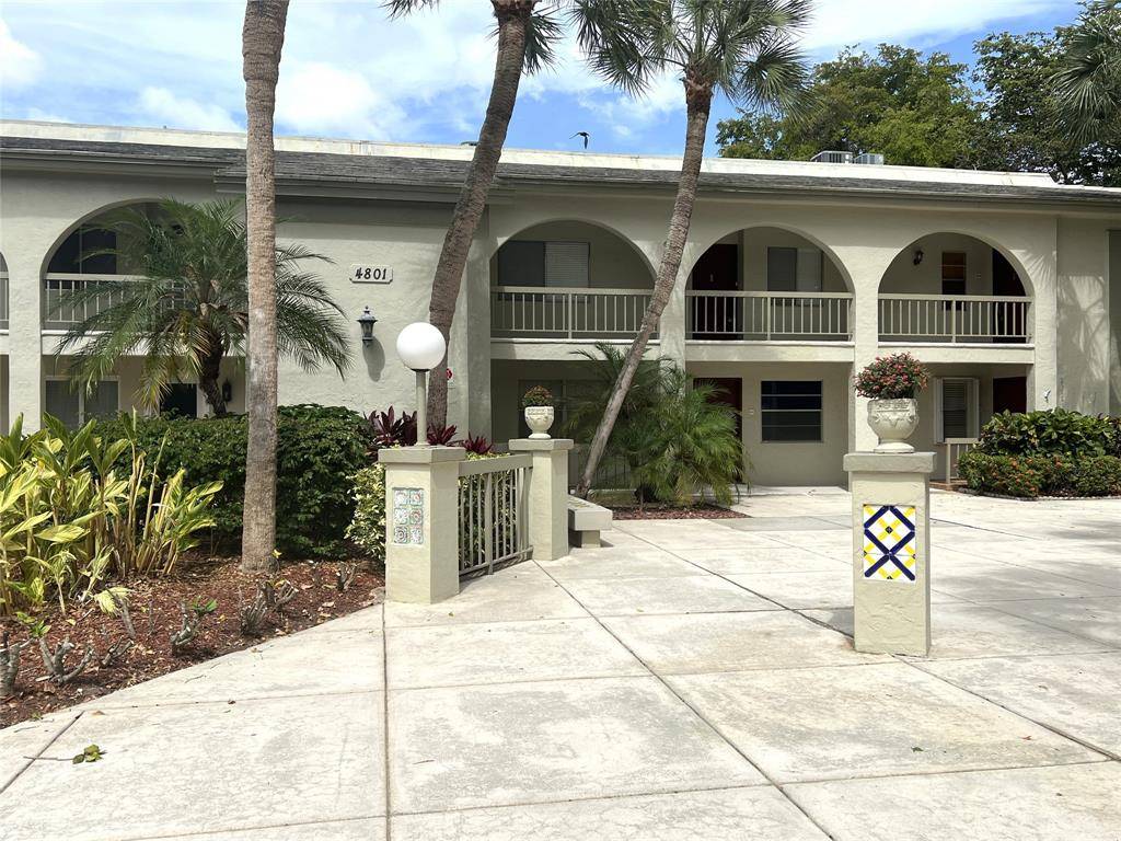 Coconut Creek, FL 33066,4801 Martinique Pl #G2