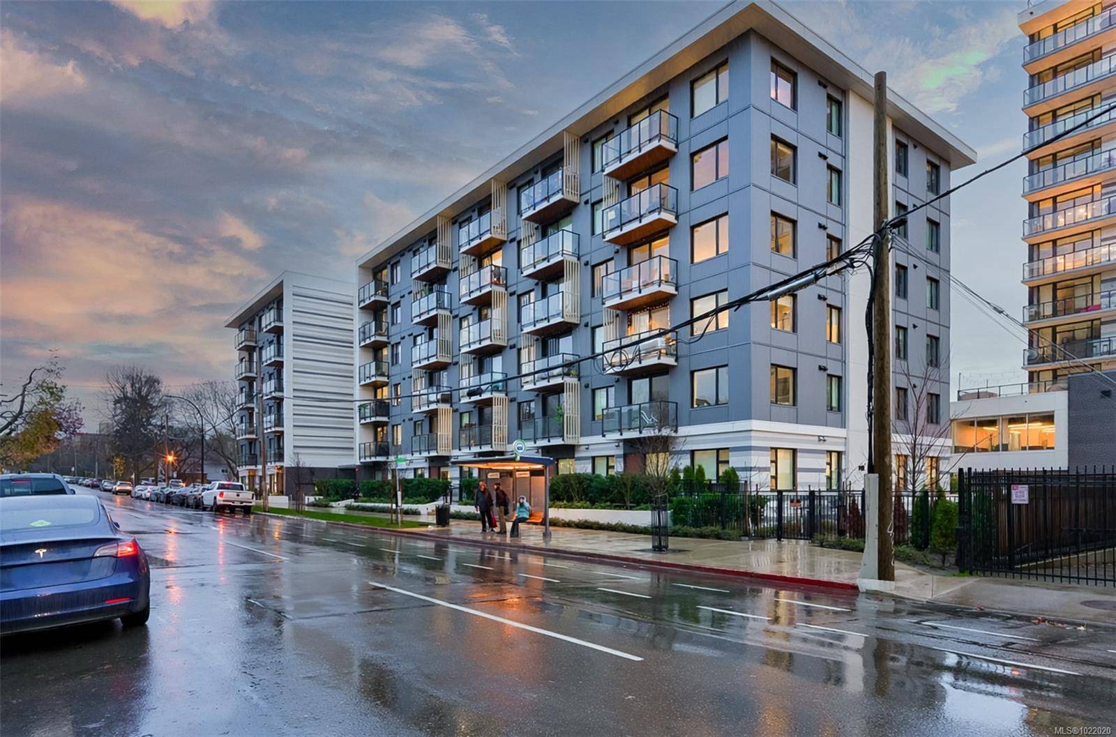 Victoria, BC V8V 0H2,1115 Johnson St #407