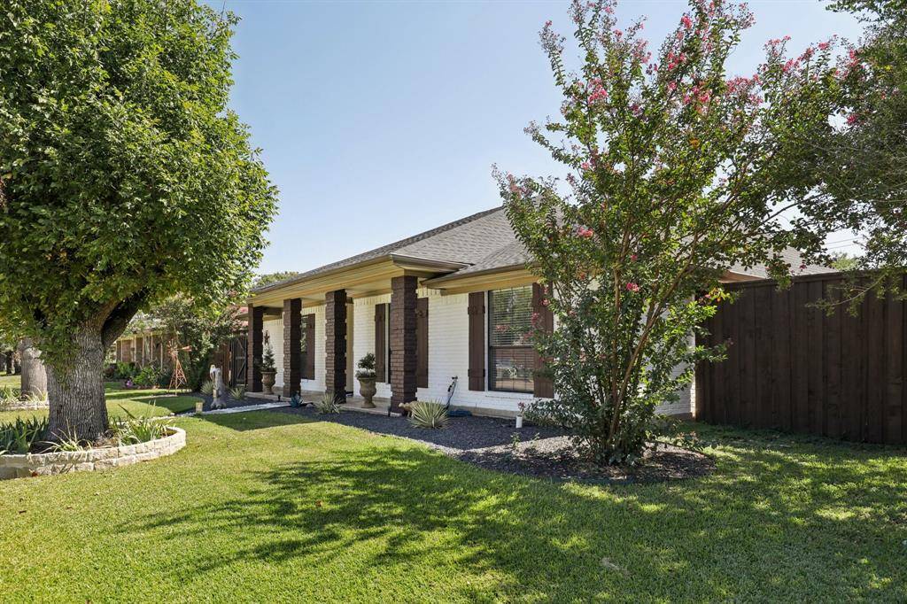 Garland, TX 75040,102 E Ridgegate Drive