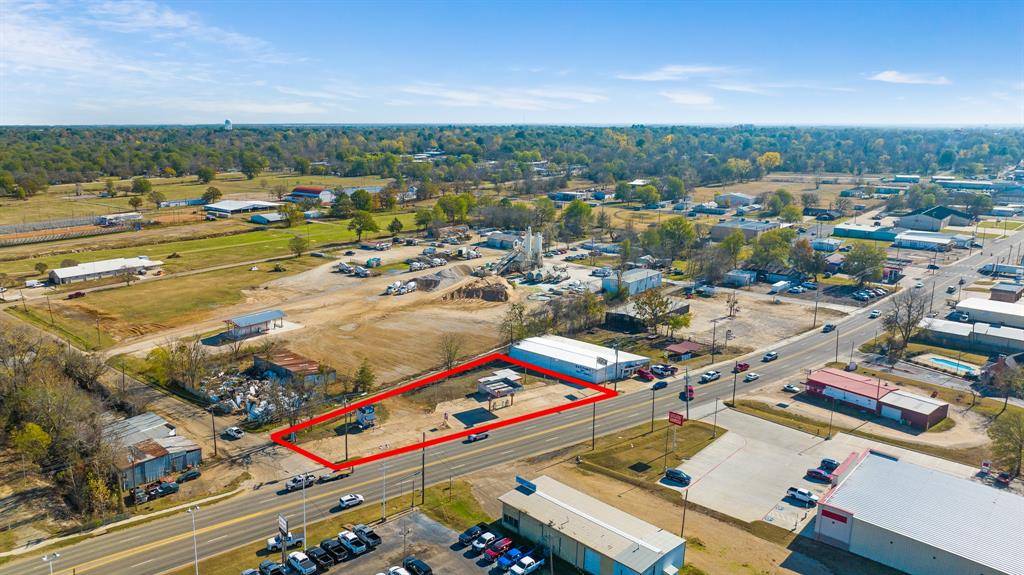 Paris, TX 75460,1810 N Main Street