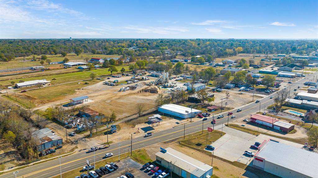 Paris, TX 75460,1810 N Main Street