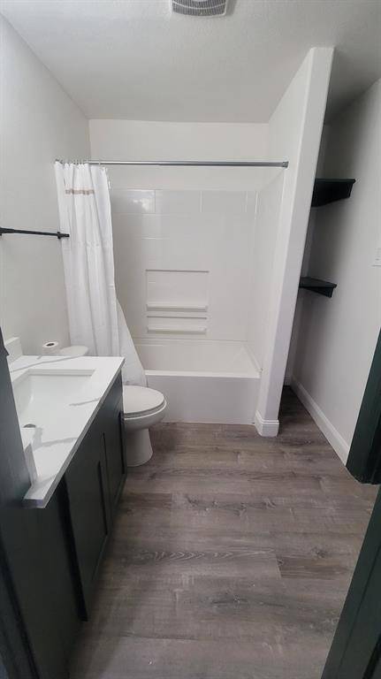 Commerce, TX 75428,1204 Live Oak Street