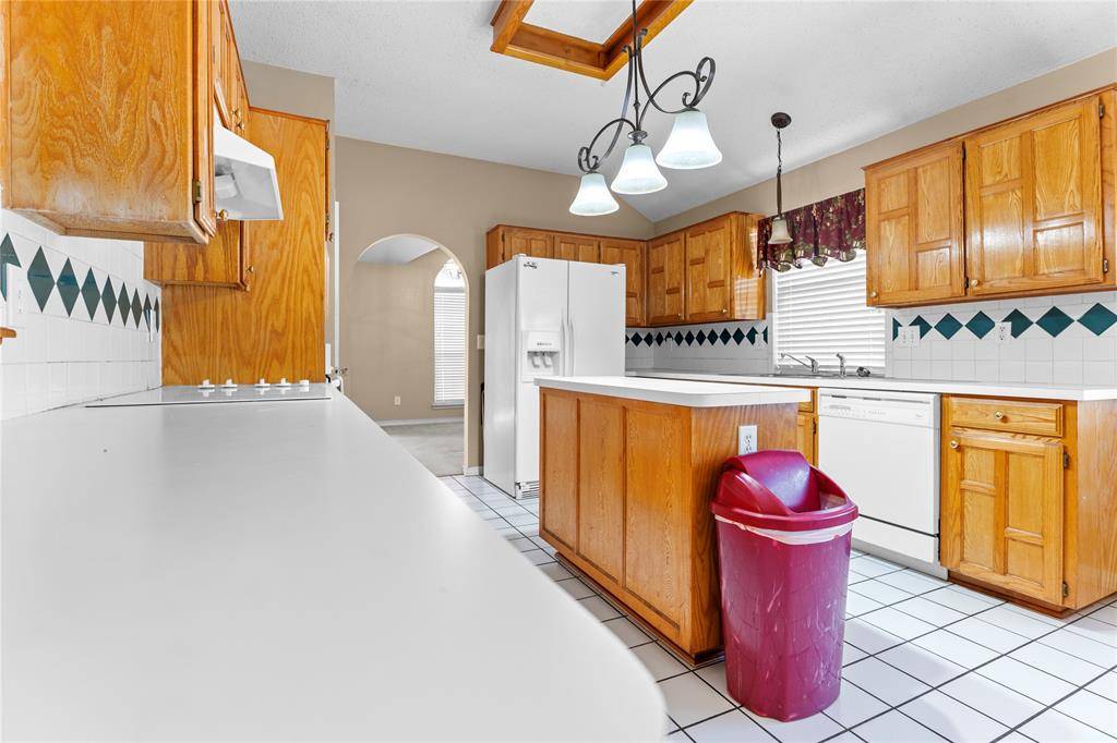 Mesquite, TX 75181,2400 Buck Drive