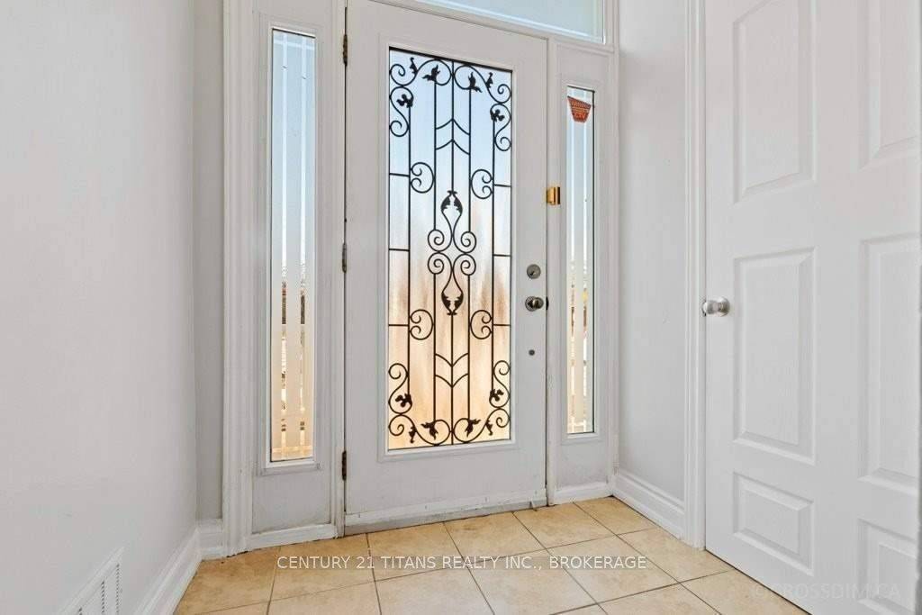 Toronto E09, ON M1J 1H5,1501 Danforth RD #Main