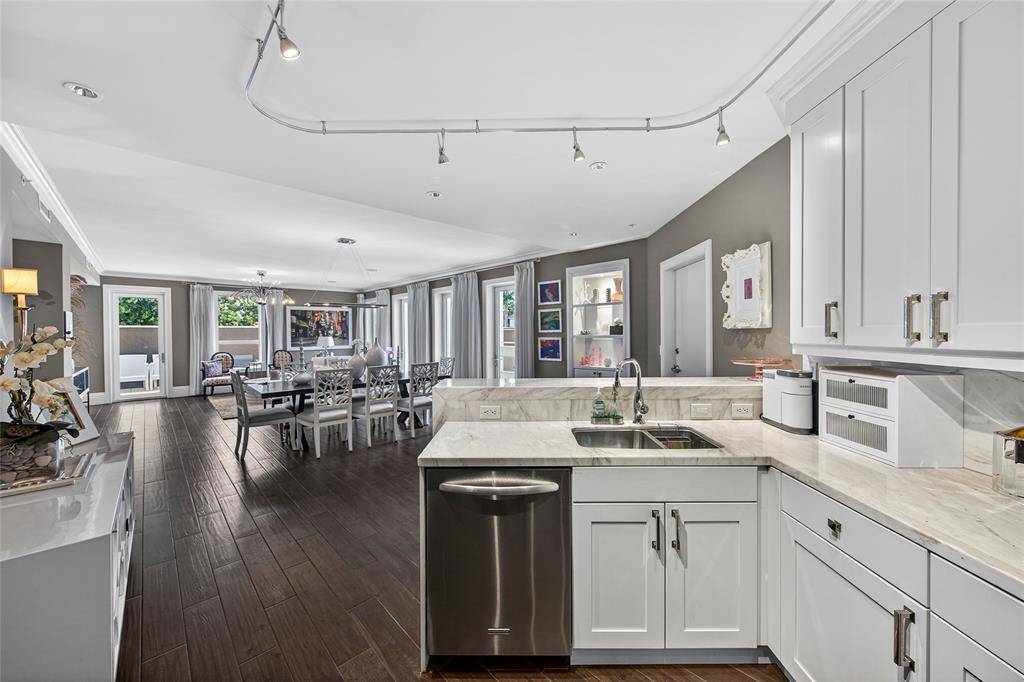 Boca Raton, FL 33432,455 E Palmetto Park Rd #2E