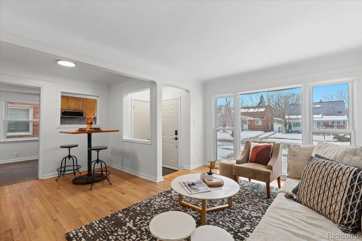 Redford, MI 48239,9724 Lenore